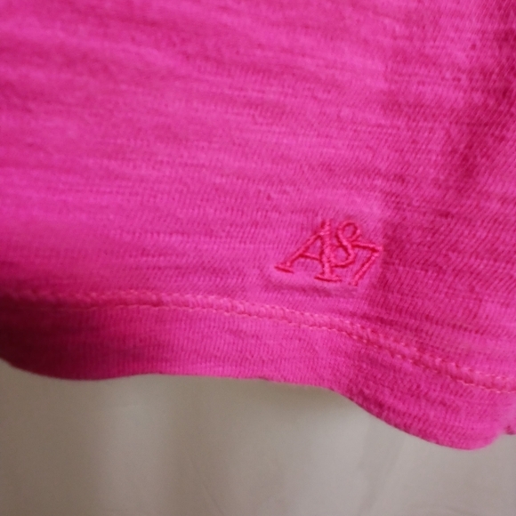 #465 Pink V-Neck Aeropostale Shirt - Picture 5 of 15
